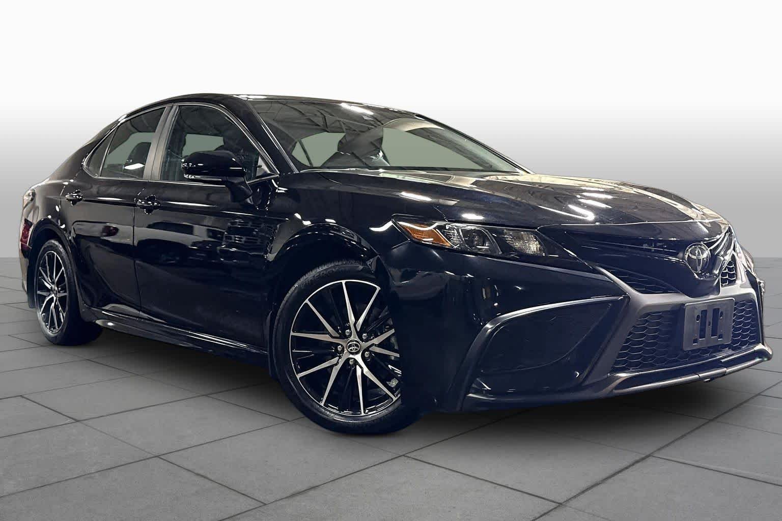 Used 2024 Midnight Black Metallic Toyota SE image 3