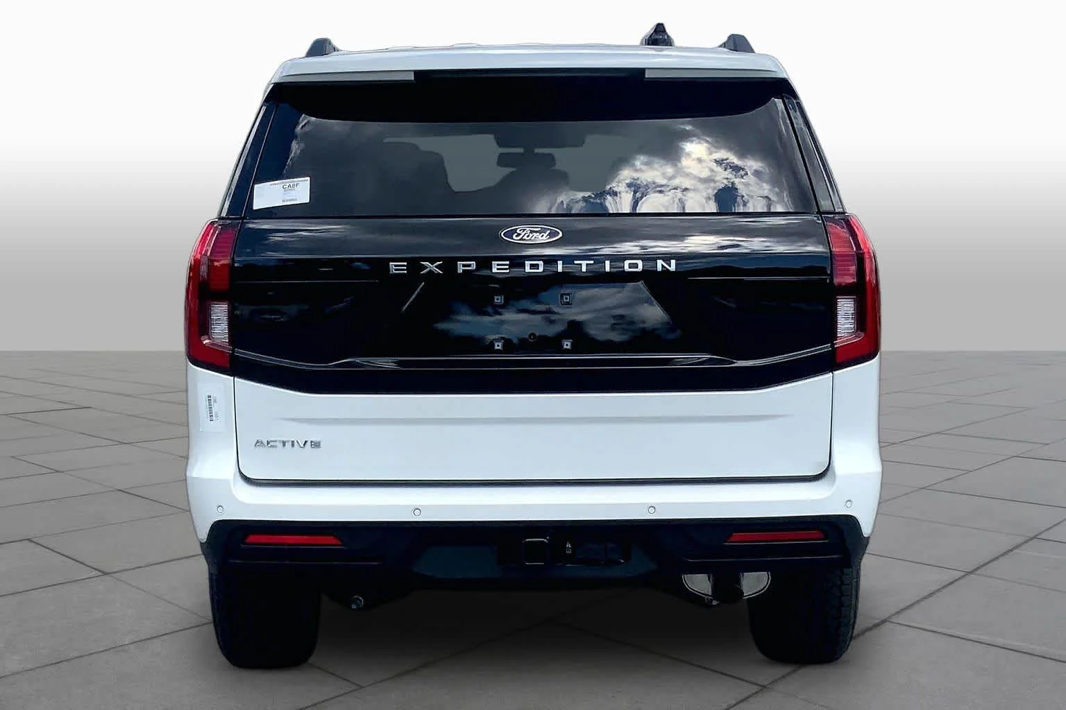 New 2026 Star White Metallic Tri-Coat Ford Active image 4