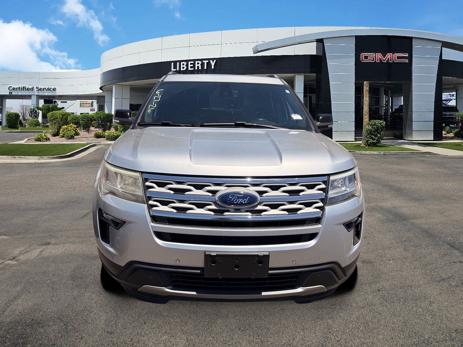 Used 2018 Ingot Silver Ford XLT image 2