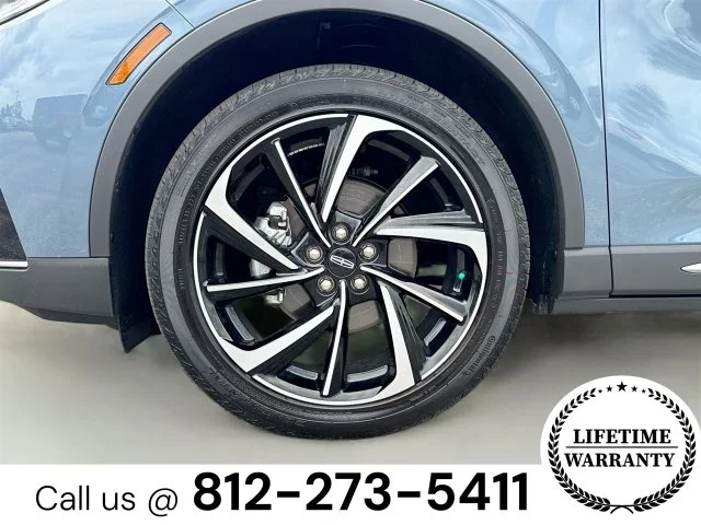Used 2025 Blue Lincoln Reserve image 31