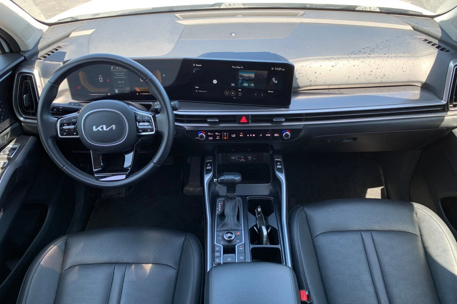 Used 2024 White Kia S image 17