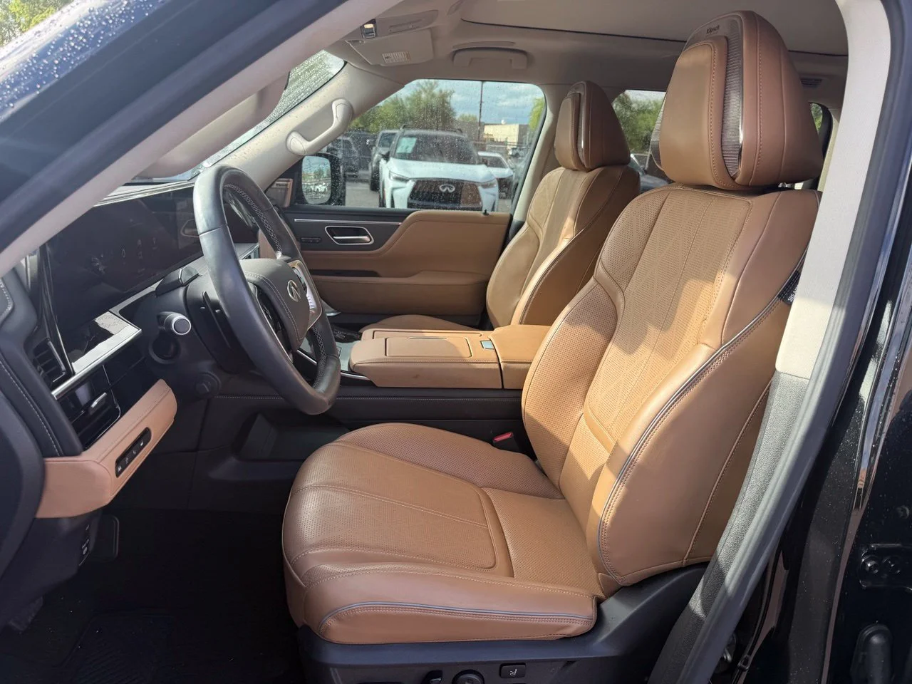 Certified Used 2025 Mineral Black INFINITI Sensory image 12