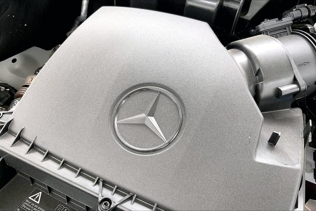 New 2025 Arctic White Mercedes-Benz  image 34