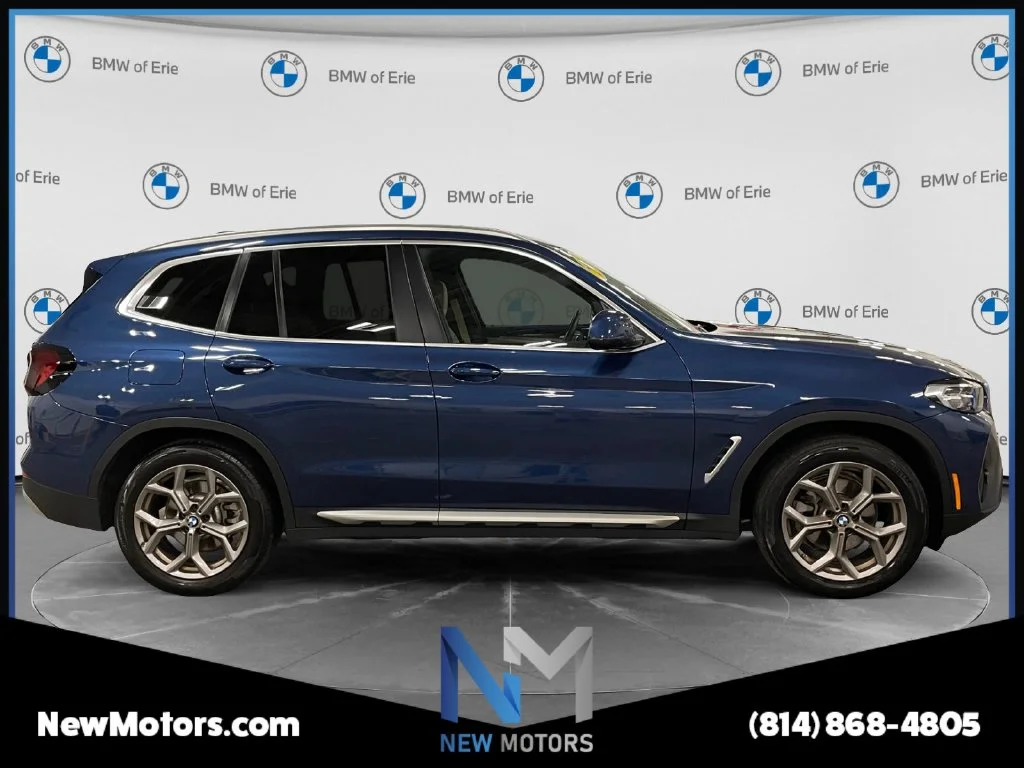 Used 2022 Blue Metallic BMW xDrive30i image 6