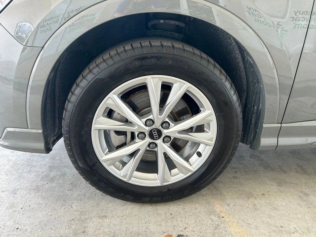 Used 2025 Gray Audi Premium image 15