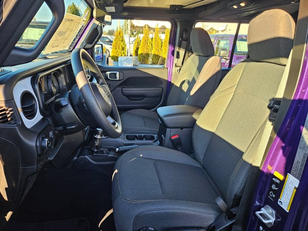 New 2026 Reign Jeep Sport image 14