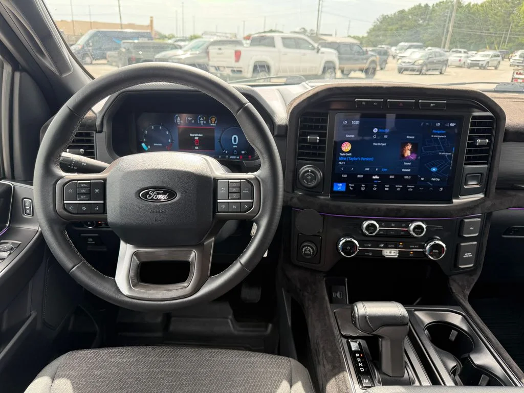 Used 2024 White Ford XLT image 8