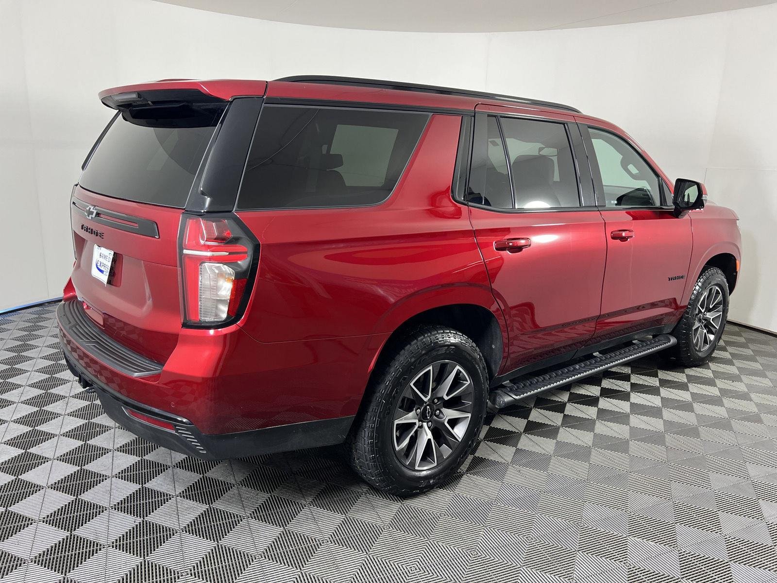 Used 2024 Radiant Red Tintcoat Chevrolet Z71 image 29