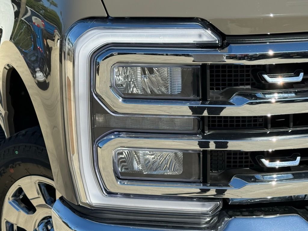 New 2026 Marsh Gray Ford F-250® Lariat® image 3
