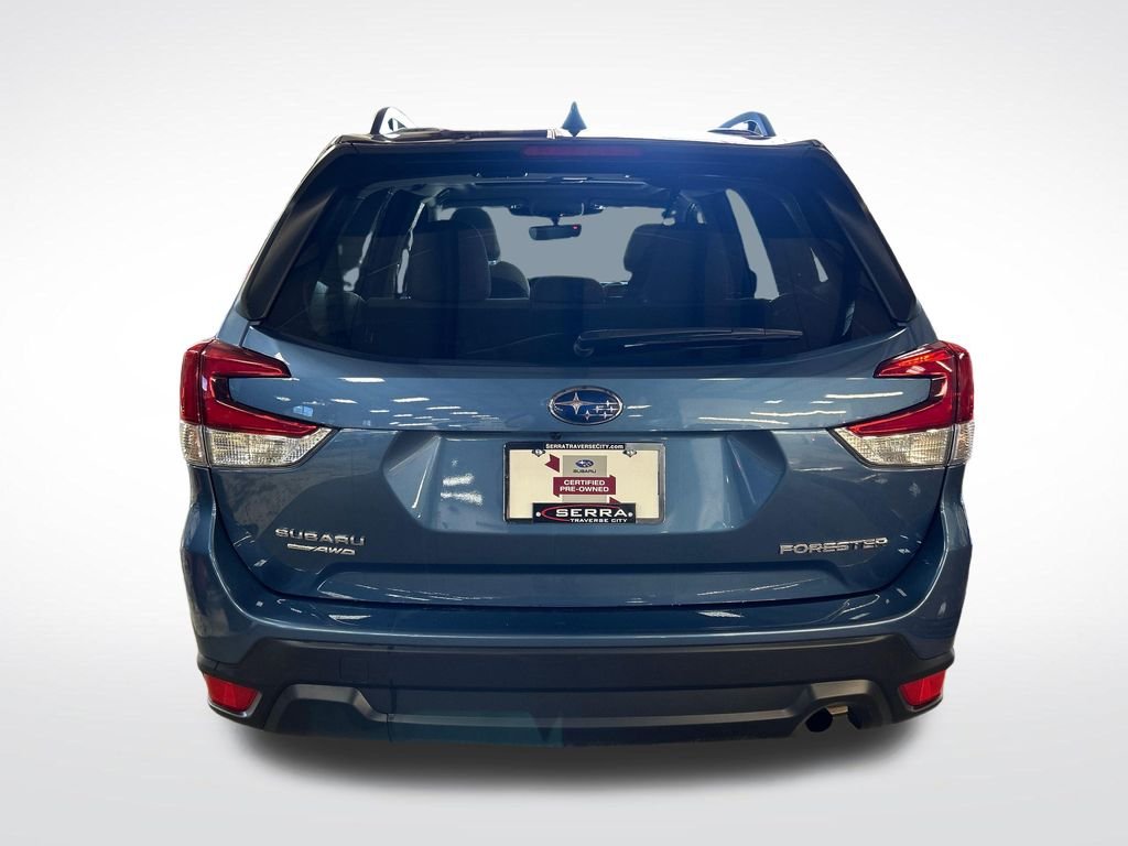 Used 2024 Blue Subaru Premium image 5
