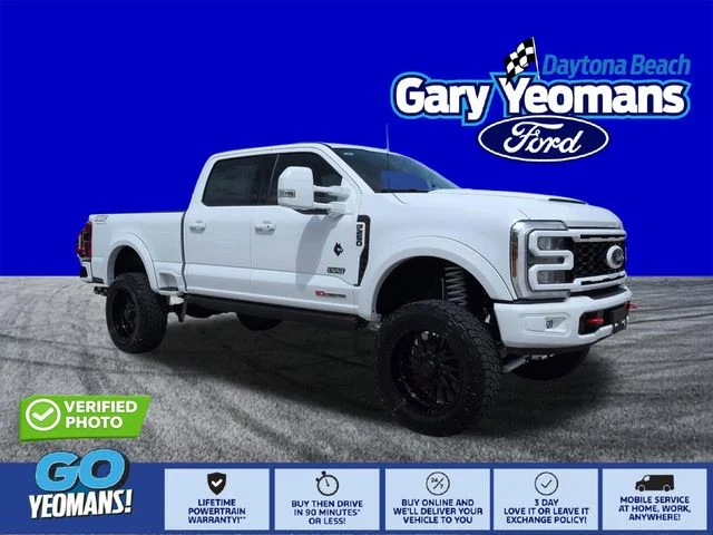 New 2026 Oxford White Ford F-250® XLT image 1