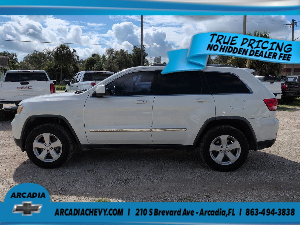 Used 2012 Stone White Jeep Laredo image 7