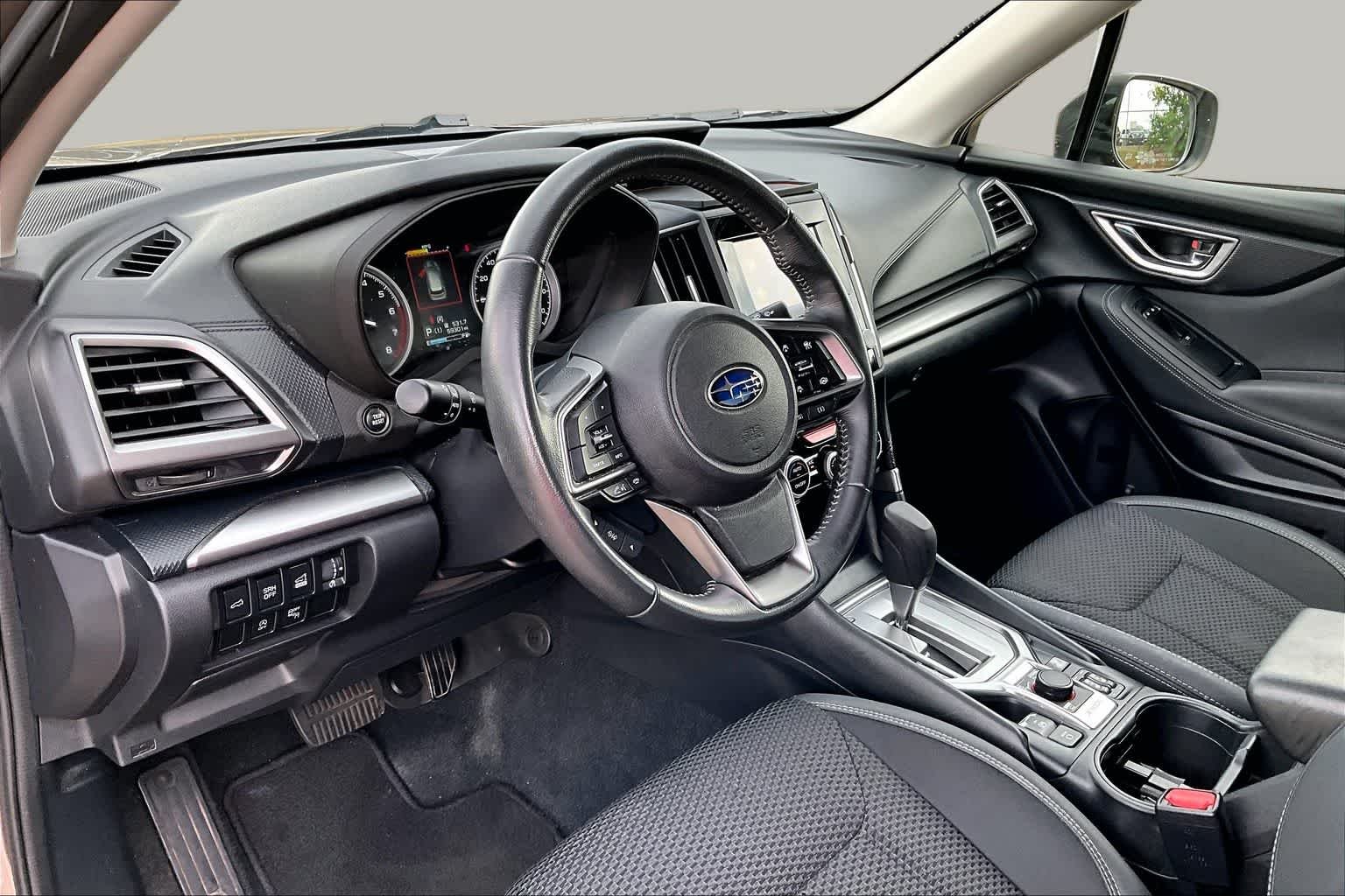 Used 2023 Brilliant Bronze Metallic Subaru Premium image 17