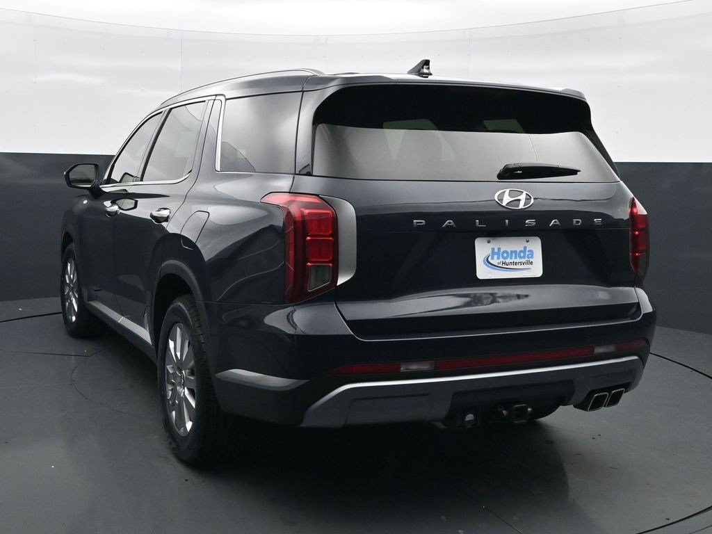 Used 2024 Moonlight Cloud Hyundai SEL 7P image 5