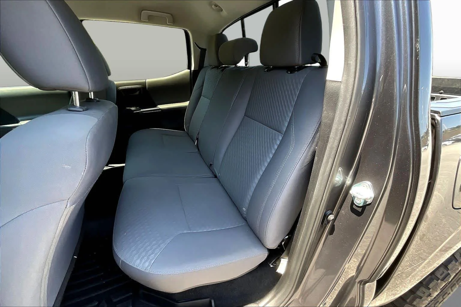 Used 2021 Magnetic Gray Metallic Toyota SR image 19