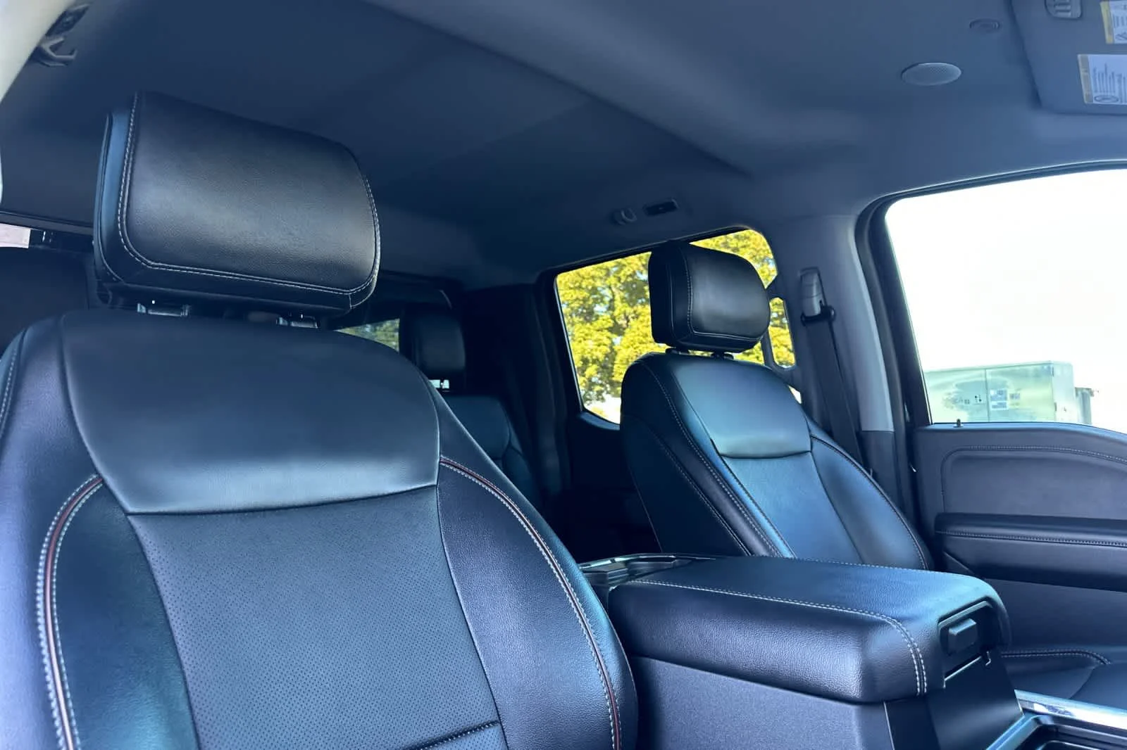 Certified Used 2024 Agate Black Metallic Ford LARIAT image 16