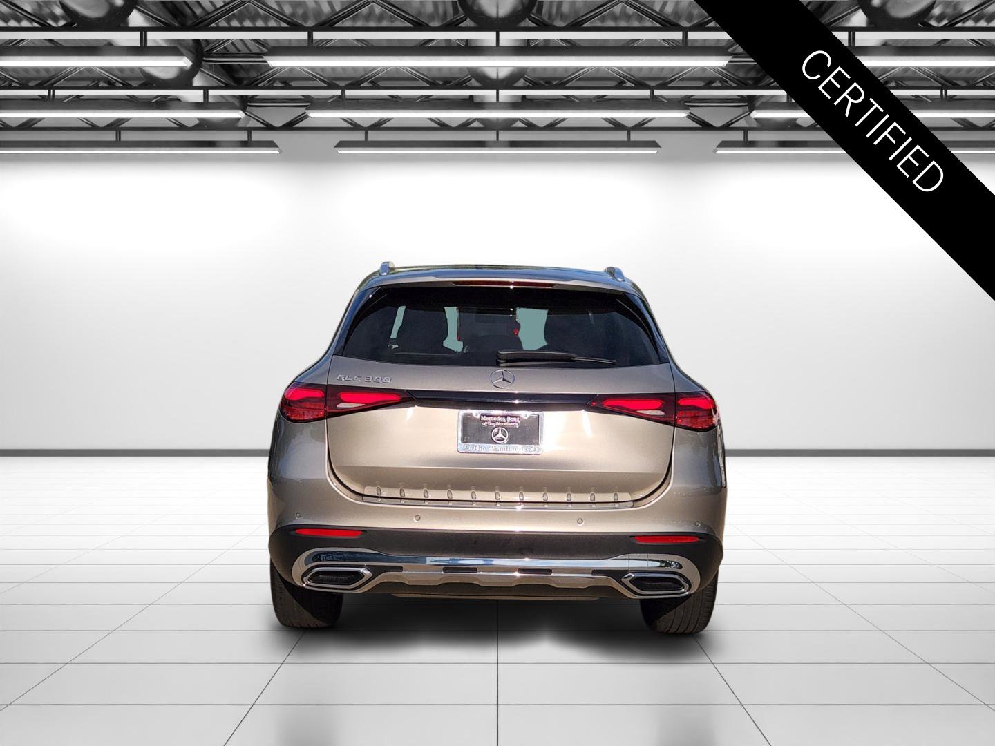 Certified Used 2024 Mojave Silver Metallic Mercedes-Benz GLC 300 image 6