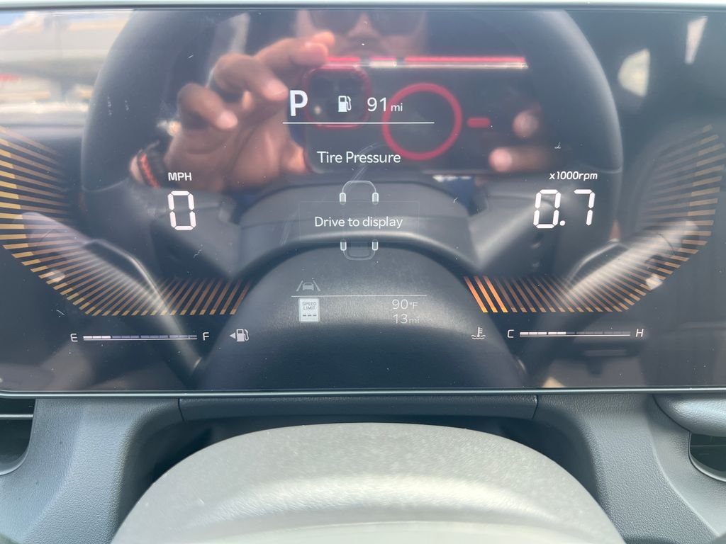 New 2027 Red Kia X-Line S image 19