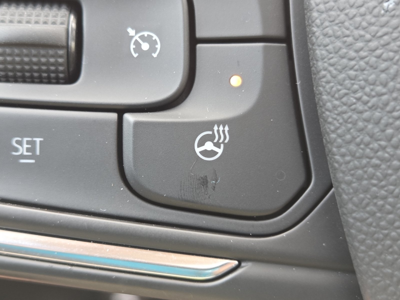 Used 2024 Gray Metallic Buick Avenir image 5