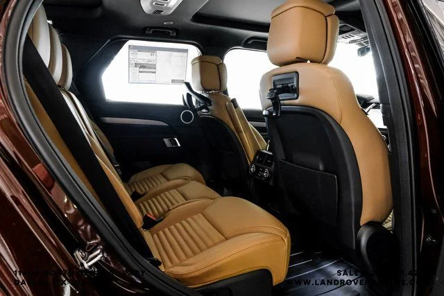 2026 Land Rover Discovery Gemini Edition - Photo 35