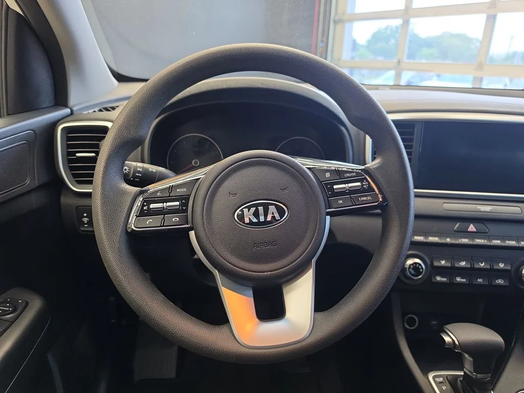 Certified Used 2022 White Kia LX image 21
