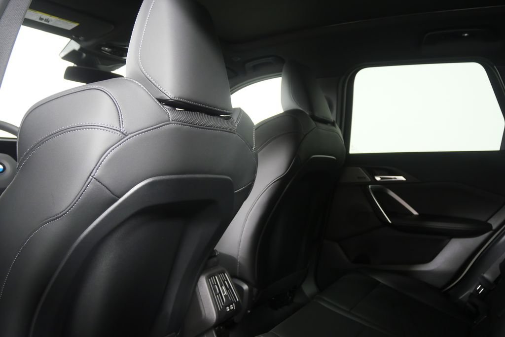 New 2026 Alpine White BMW xDrive28i image 16