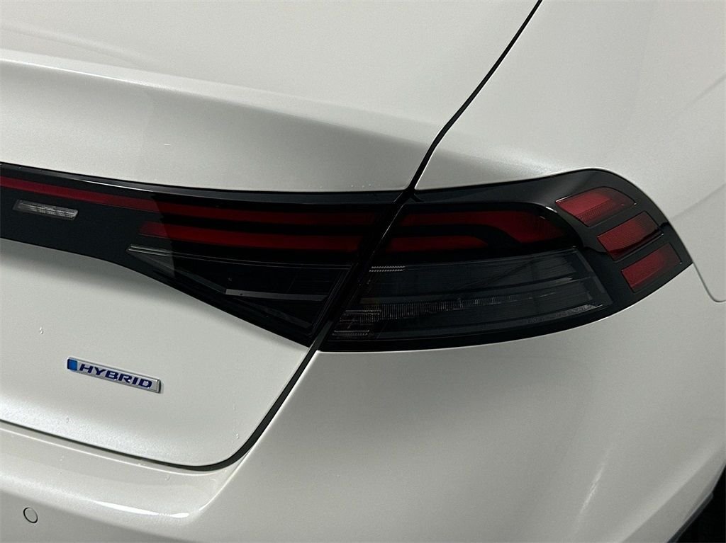 New 2026 Platinum White Pearl Honda EX-L image 10