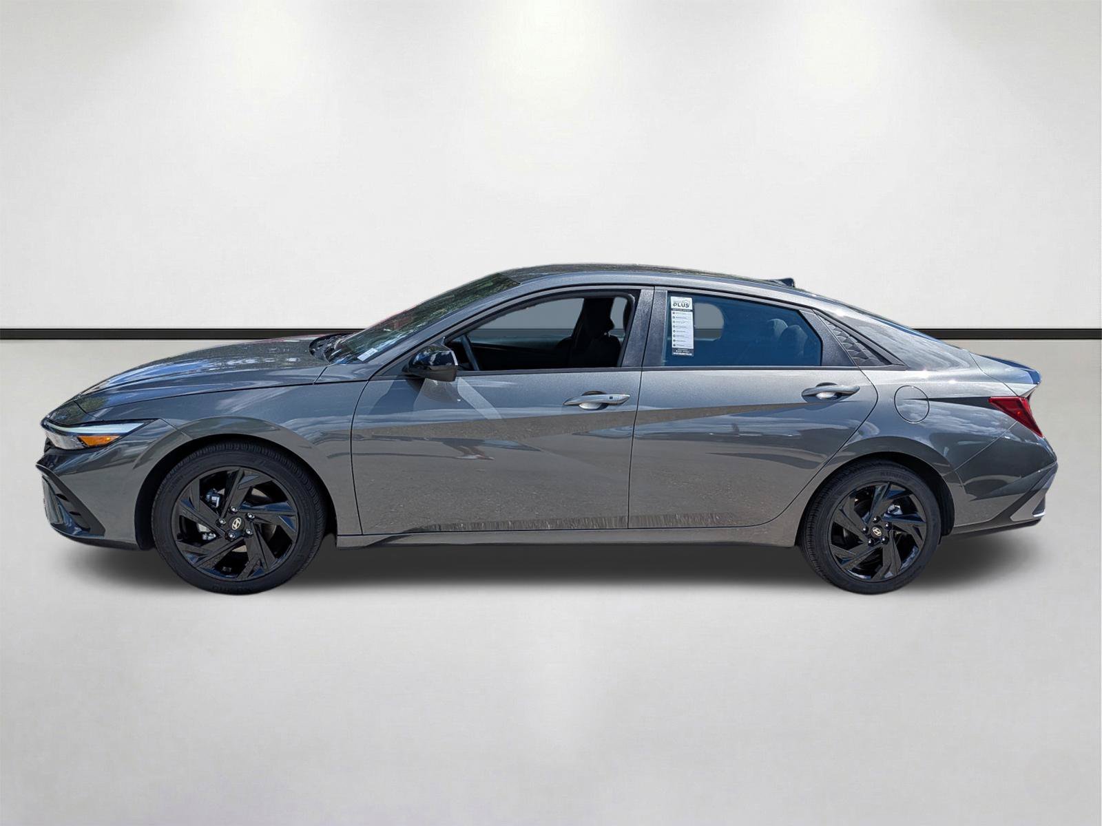 Certified Used 2026 Amazon Gray Hyundai SEL Sport image 7