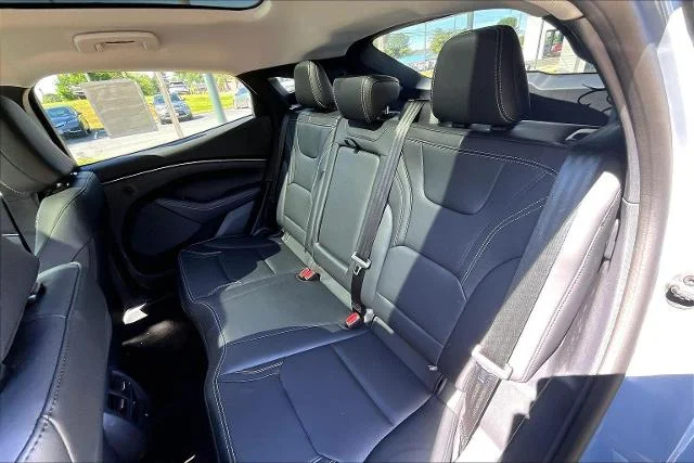 New 2026 Glacier Gray Metallic Tri-coat Ford Premium image 22