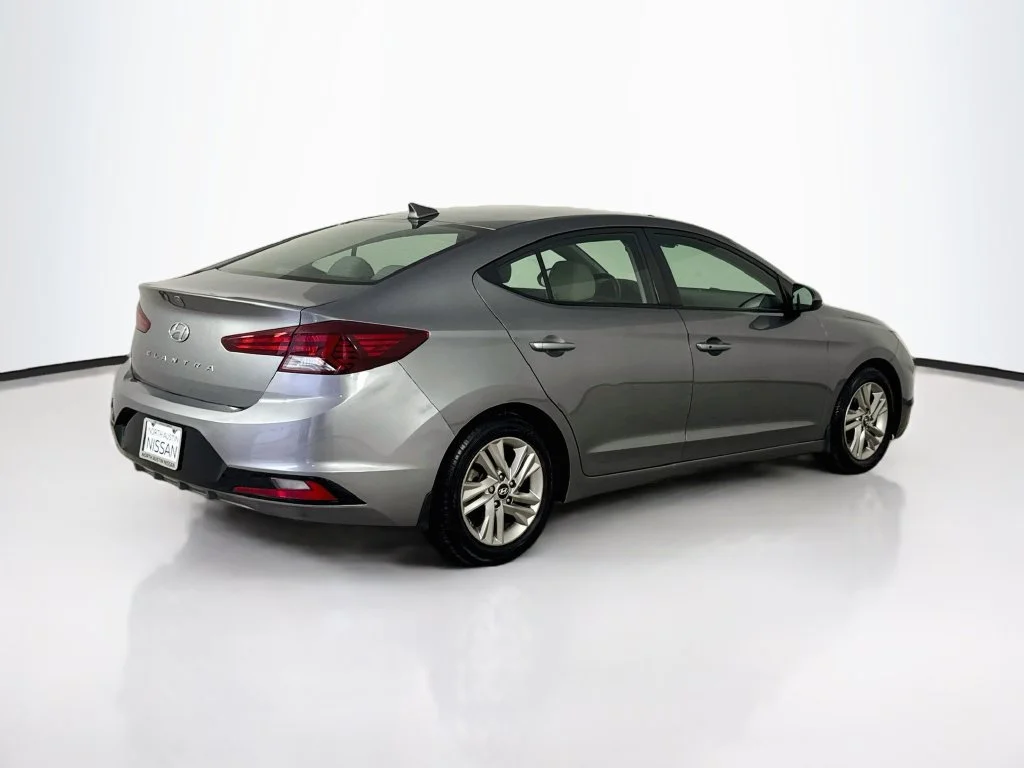 Used 2019 Gray Hyundai Value Edition image 7