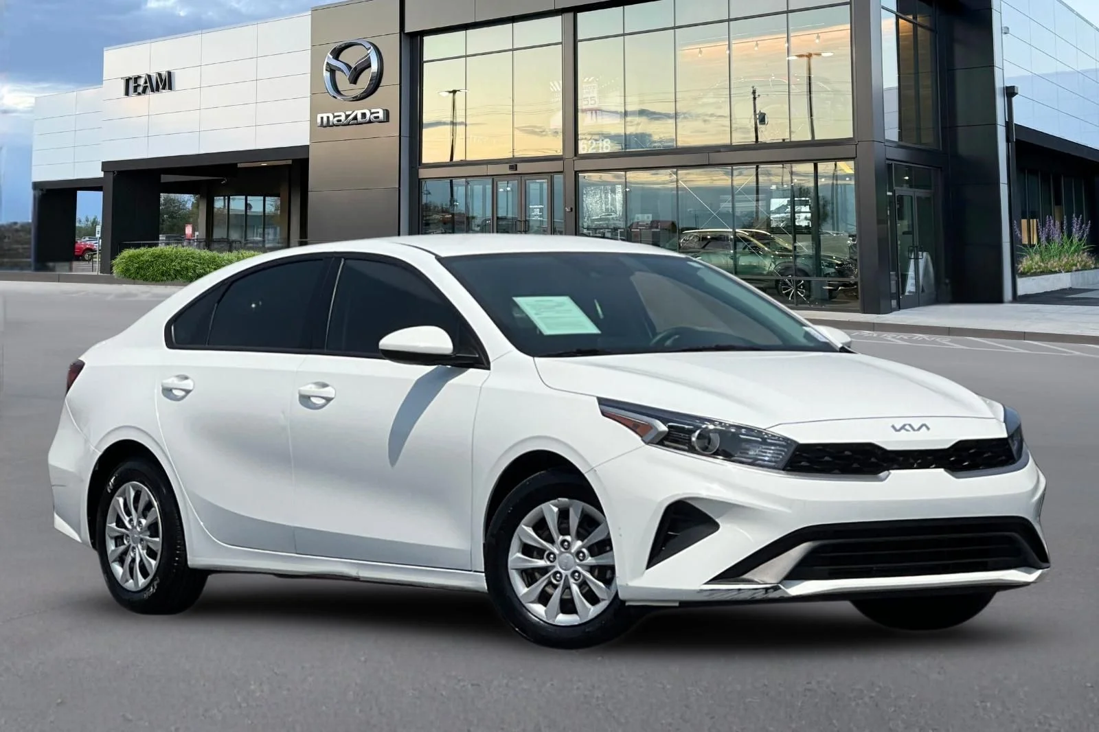 Used 2024 White Kia LX image 2