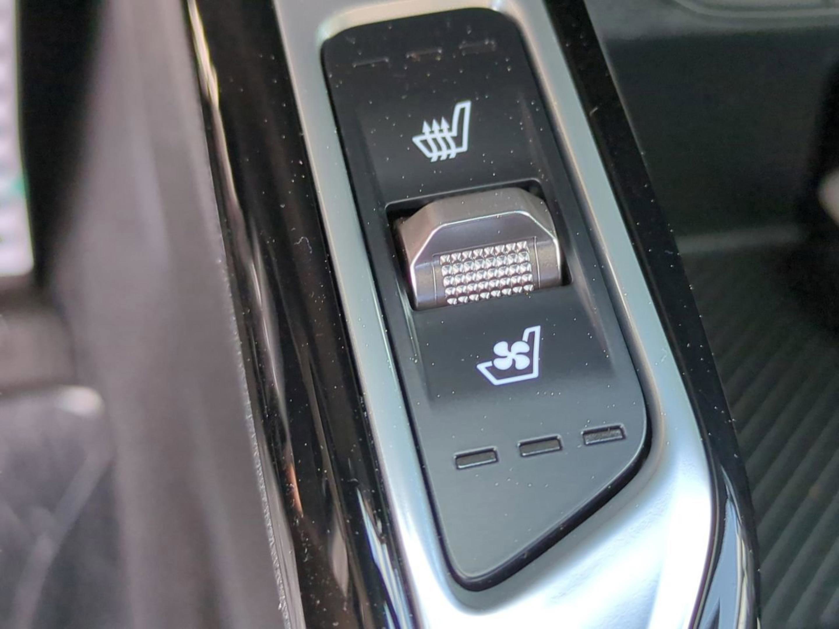 New 2026 Ebony Black Kia SX image 29