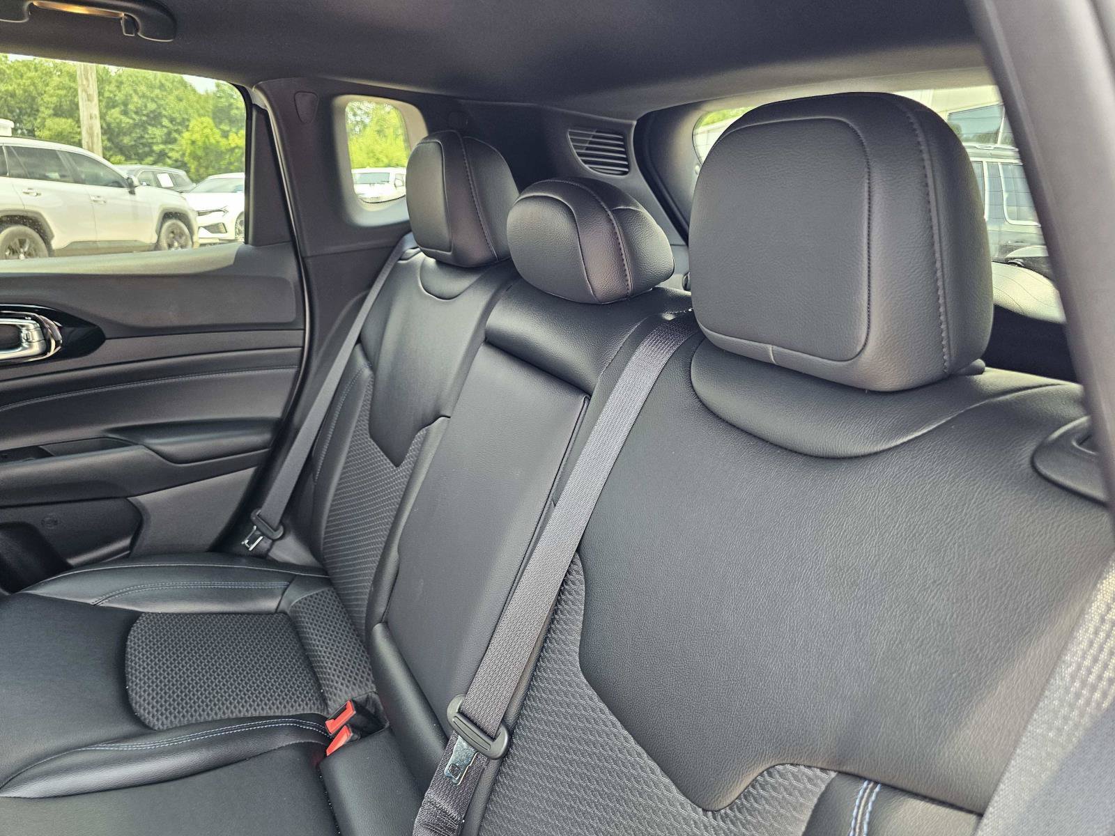 2026 Jeep Compass Latitude Altitude - Photo 31