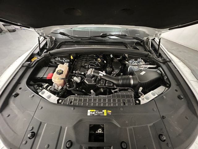 Used 2024 White Jeep Altitude image 21