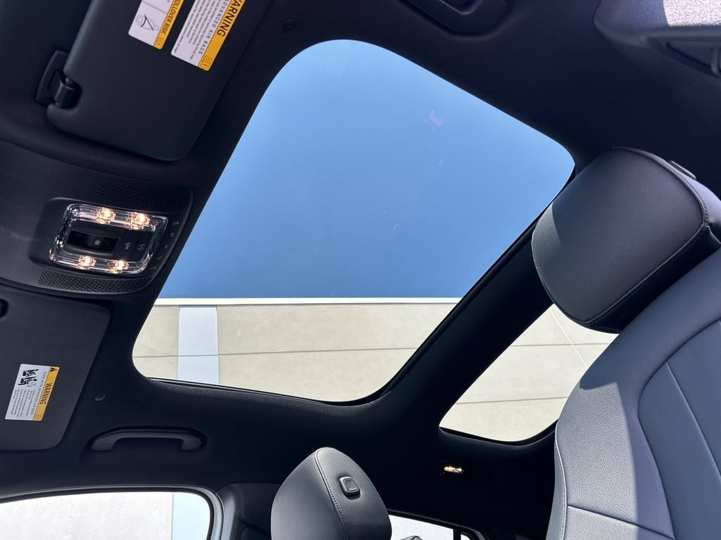 New 2026 Polar White Mercedes-Benz GLA250 image 61