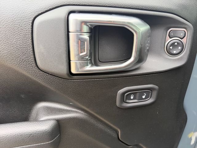 New 2026 Anvil Clearcoat Jeep Sport S image 13
