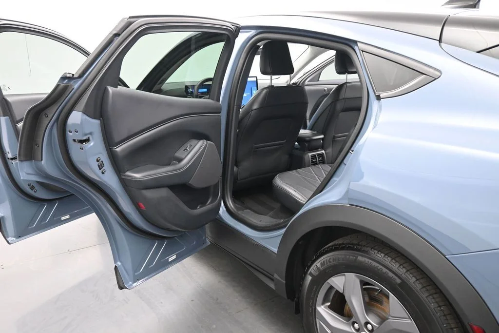 Certified Used 2023 Blue Ford Select image 16