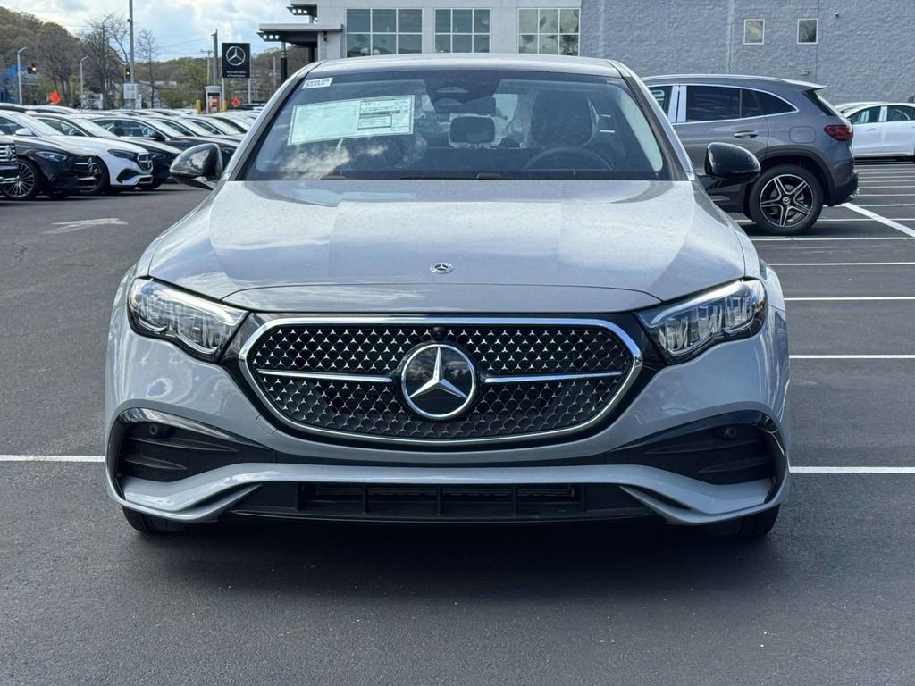New 2026 MANUFAKTUR Alpine Grey Mercedes-Benz E 350 image 6