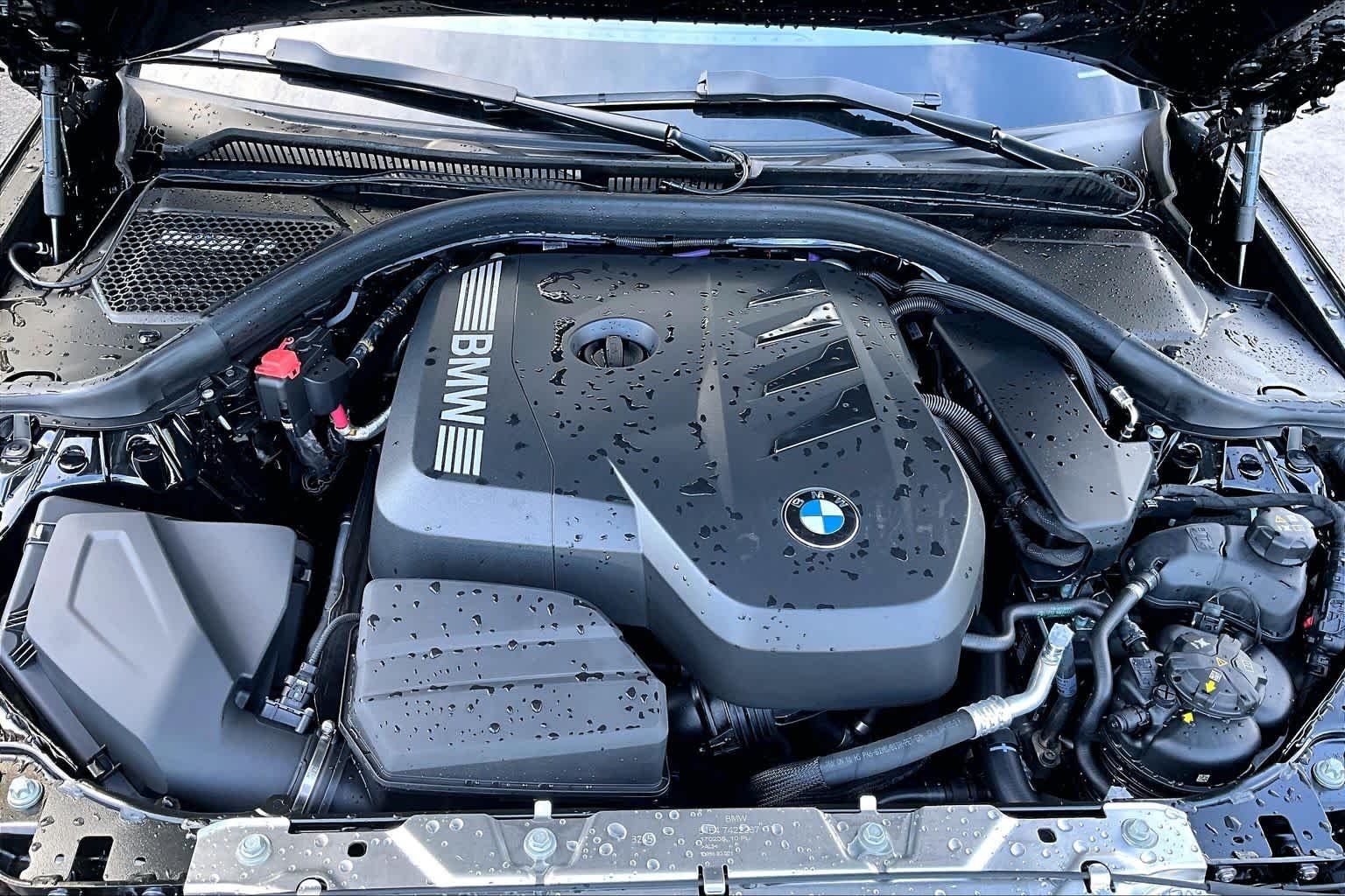 2026 BMW 3 Series 330i - Photo 16