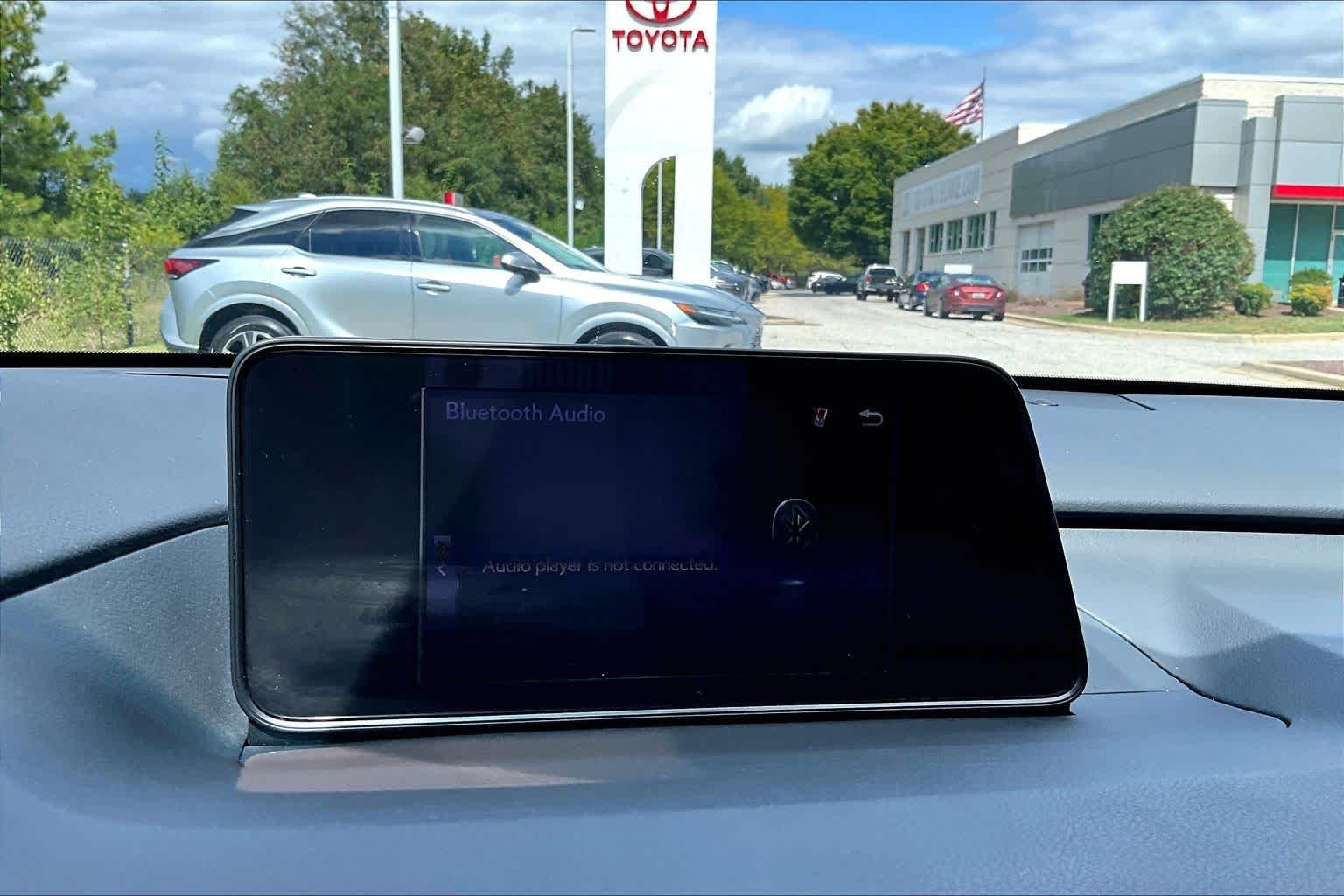 Used 2019 Obsidian Lexus  image 33