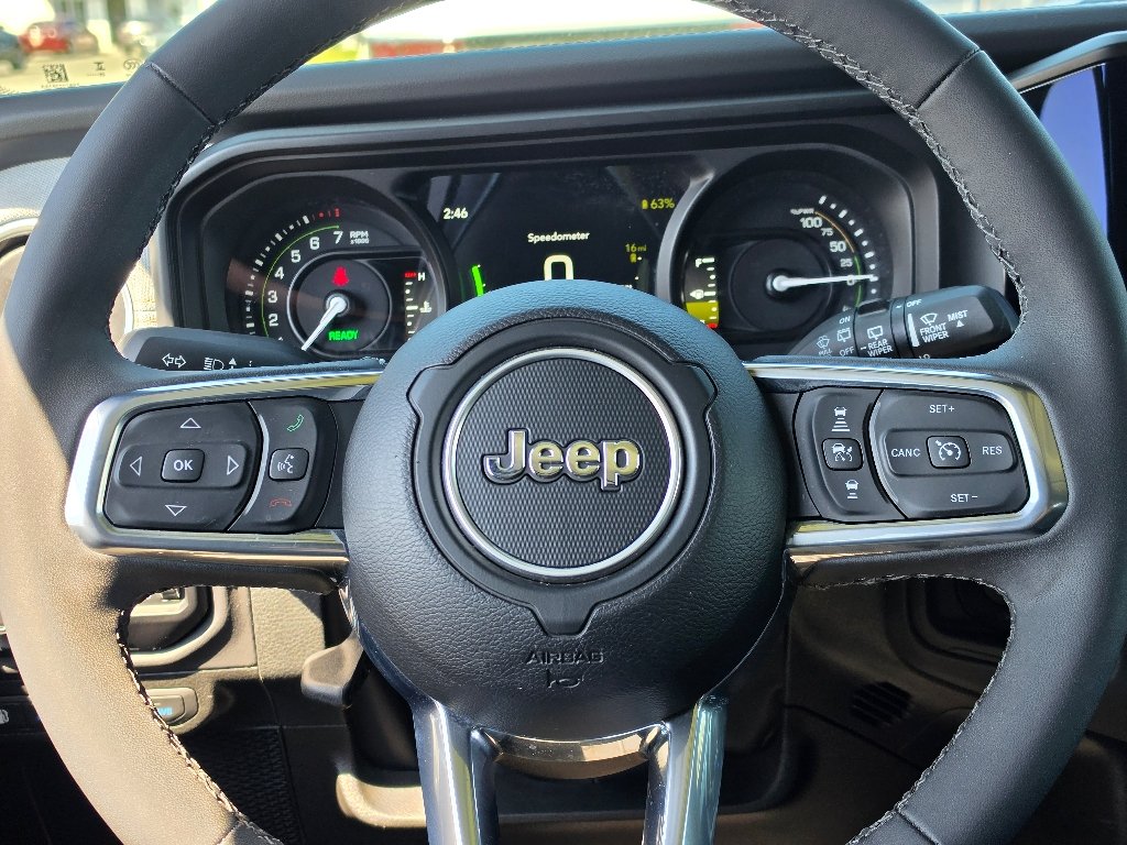 Certified Used 2025 Black Clear Coat Jeep Sahara 4xe image 15