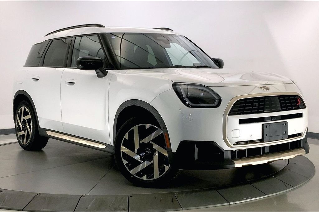 Certified Used 2025 Nanuq White Metallic MINI Iconic image 32