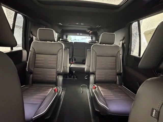 2026 GMC Yukon XL AT4 Ultimate - Photo 18