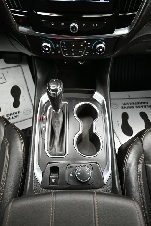 Used 2019 Gray Chevrolet RS image 20