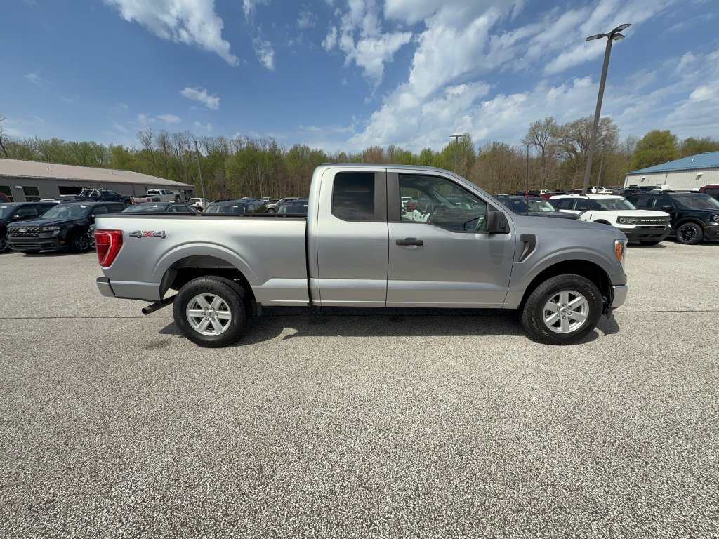 Certified Used 2022 Iconic Silver Ford XLT image 7