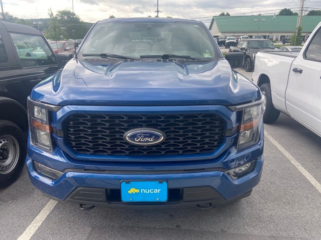 Used 2023 Atlas Blue Metallic Ford XL image 2