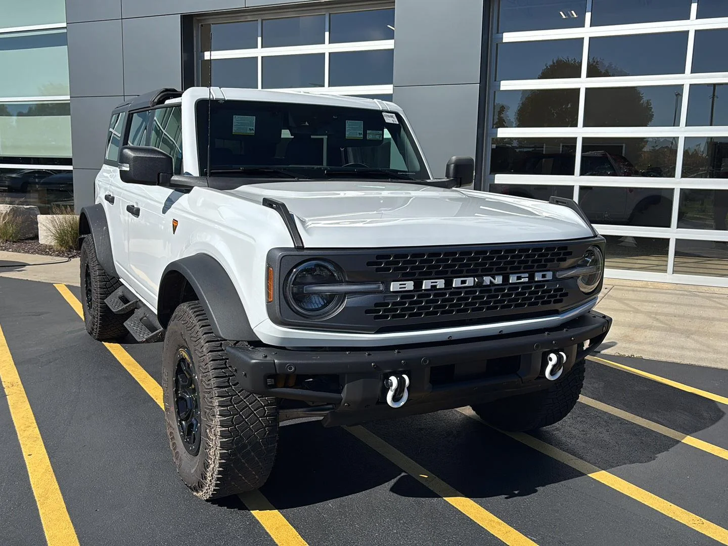 Certified Used 2024 Oxford White Ford Badlands image 4