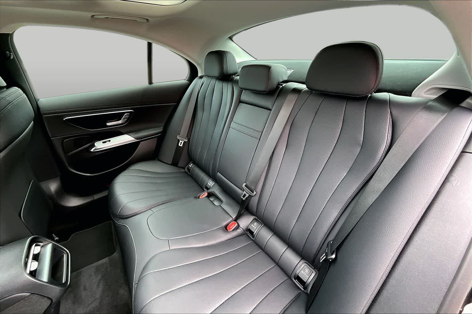 Used 2026 Black Mercedes-Benz E 450 image 21