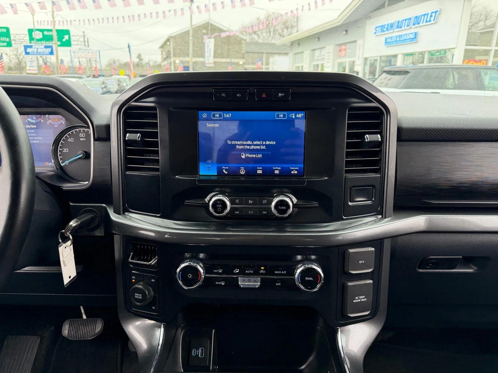 2023 Ford F-150 XLT - Photo 19