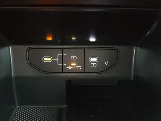 New 2026 Ivory Kia EX image 32